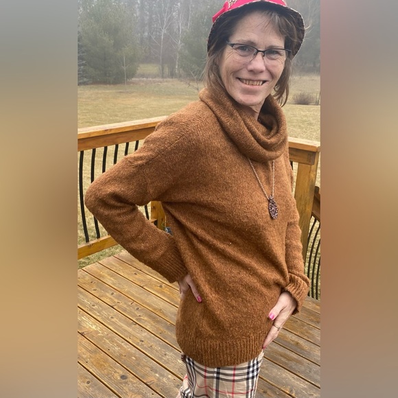 H & M Wool/Alpaca Blend Copper/Brown Cowl-neck SWEATER🔥 OVERSIZED SM/Med🔥EUC🔥 - Picture 5 of 12